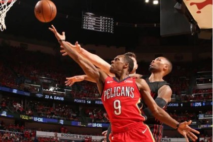  篮球评论员犀利点评，深度解读比赛走向