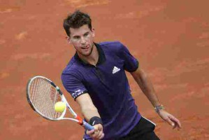  西西帕斯单反绝技频现，力克强敌晋级八强