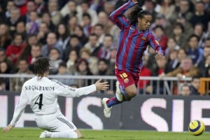  皇马客场逆转巴萨，国家德比演绎经典战役