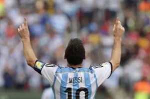  梅西领衔阿根廷队，世预赛强势取得关键胜利