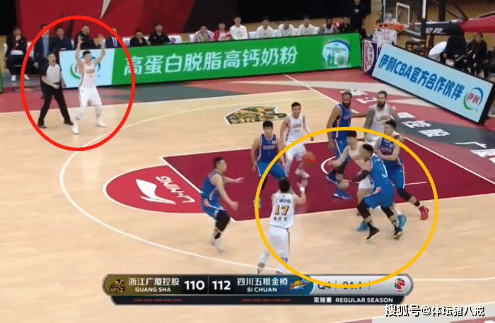  罚球线上稳如泰山锁定比赛胜局