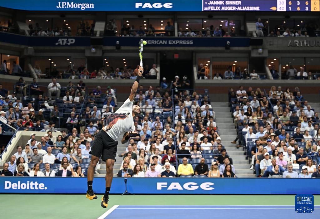  辛纳发球火力全开，蒙特利尔站斩获生涯首冠