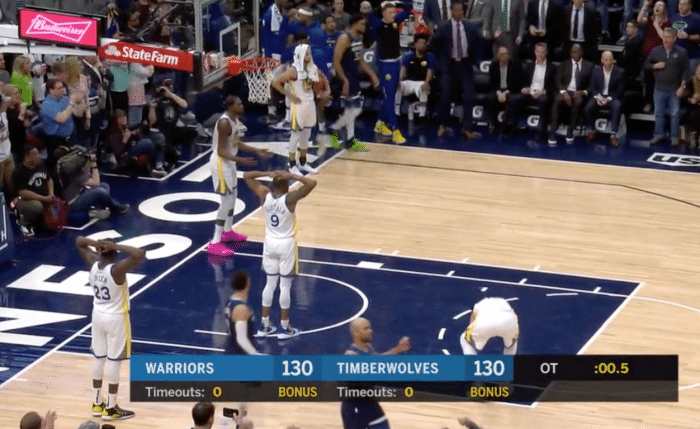  智能发球机器人亮相巡回赛，陪练效率提升三倍